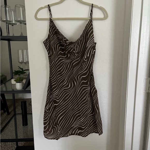 Charlie Holiday Lola Mini Dress - Picture 3 of 7